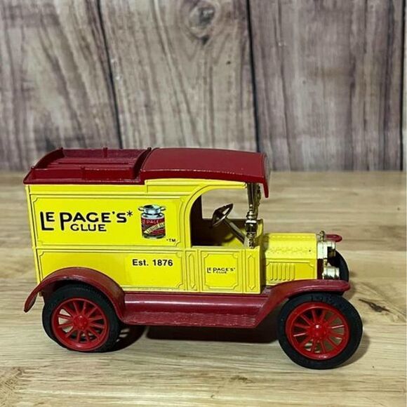 ERTL (VINTAGE) DIECAST MODEL/MONEY BANK  * 1913 COLLE LE PAGE - MODEL T FORD - Picture 1 of 10